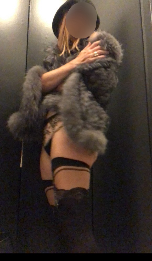Miss E, superbe gourmande découvre la Factory ce Vendredi