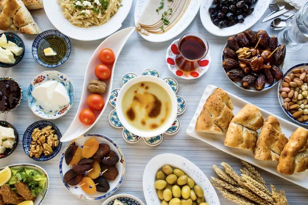 Sara, soubrette pour un dîner de Ftour ce Mercredi